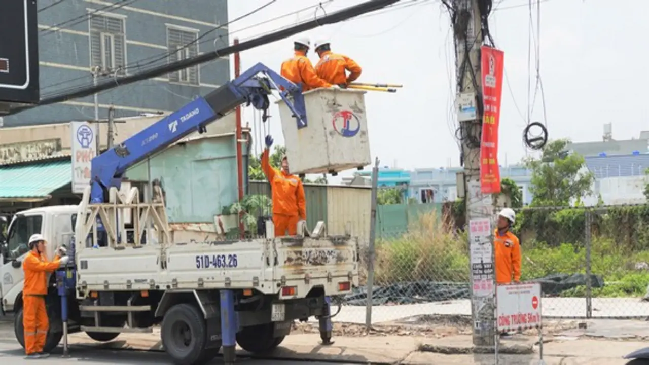 50 năm dòng điện khát vọng của một thành phố nghĩa tình