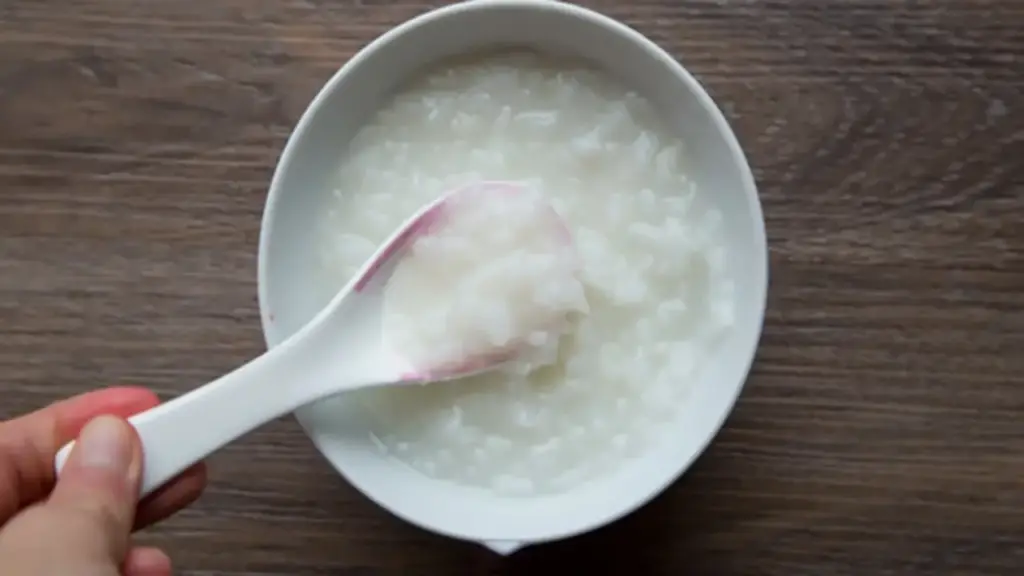Ăn cháo suốt 1 tháng để "dưỡng dạ dày", người phụ nữ 55 tuổi "kinh ngạc" khi đi khám