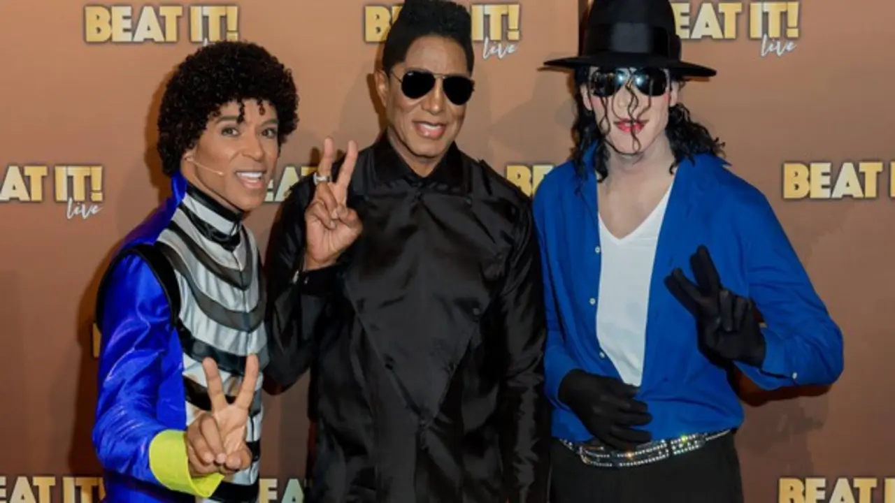 Anh trai Michael Jackson bị kiện hơn 6.5 triệu đô vì tội cưỡng hiếp
