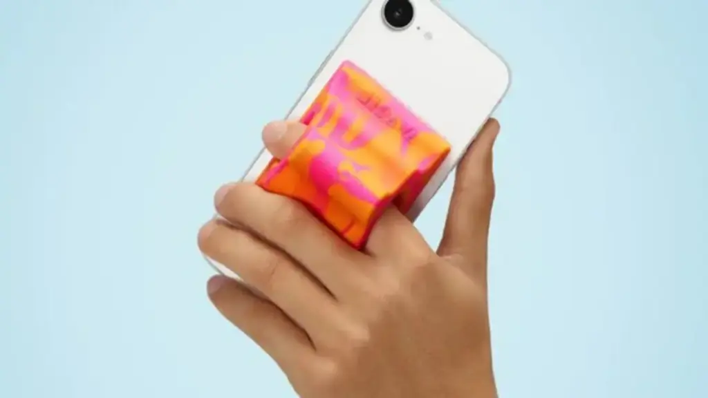 Apple bán lại phụ kiện iPhone từng 'cháy hàng' với giá mềm hơn