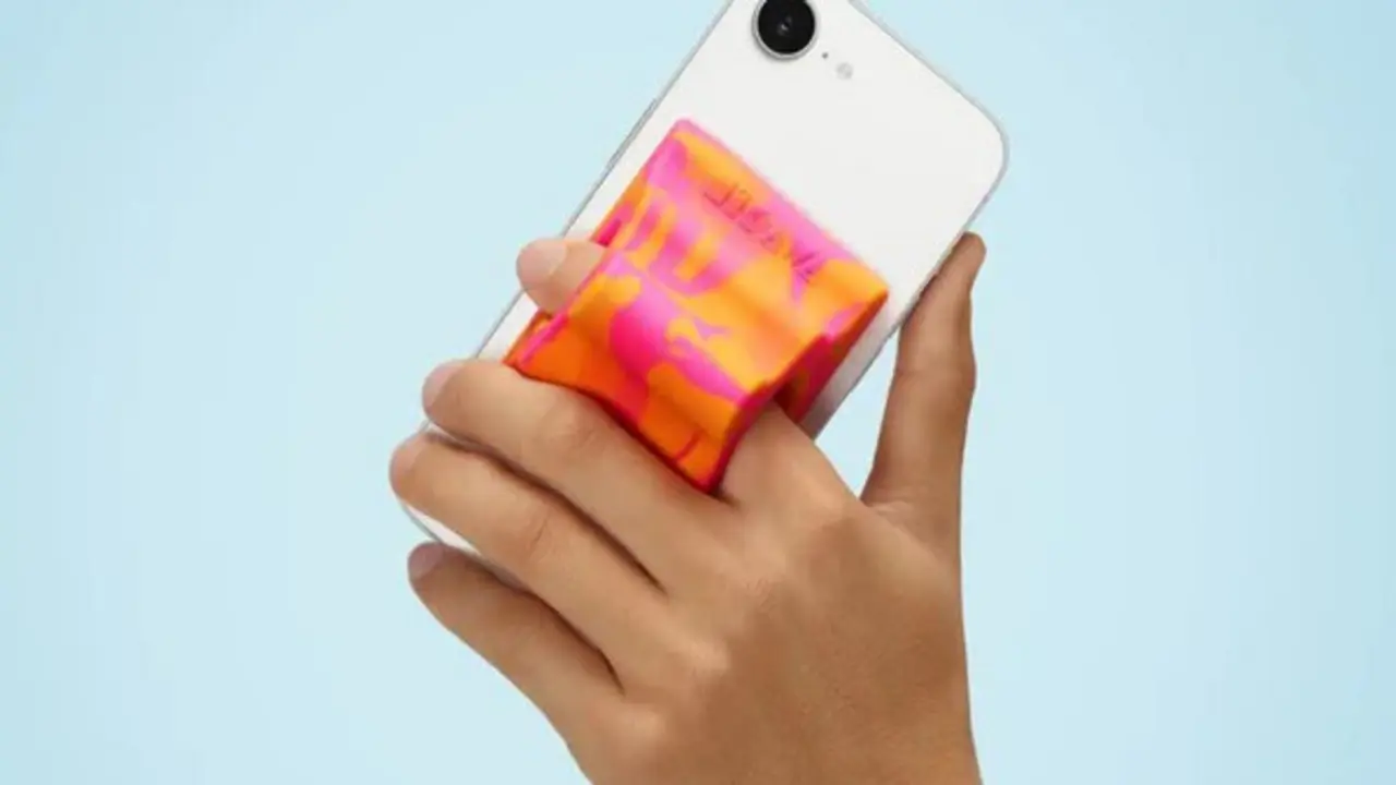 Apple bán lại phụ kiện iPhone từng 'cháy hàng' với giá mềm hơn