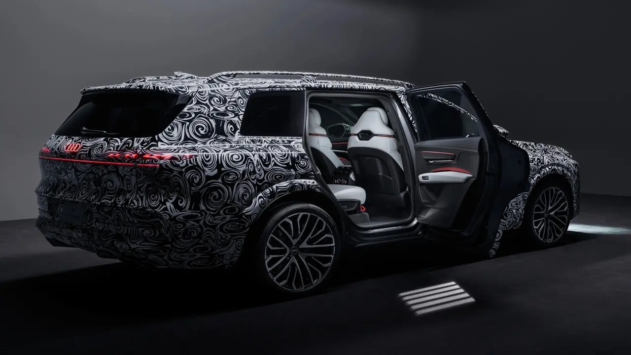 Audi Q9 được trang bị cửa đóng, mở điện như xe Rolls-Royce