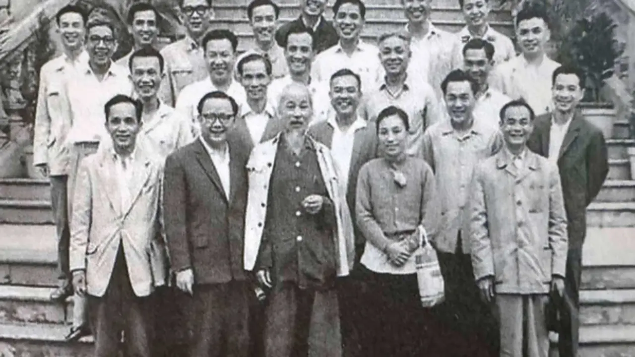 Bà Nguyễn Thị Bình kể bài học 'nhập môn ngoại giao' đầu tiên từ Bác Hồ