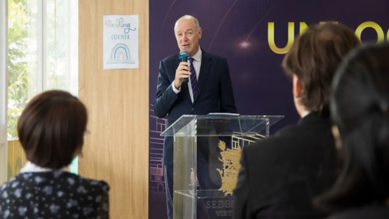 Bài toán du học thời visa thắt chặt và chi phí tăng cao