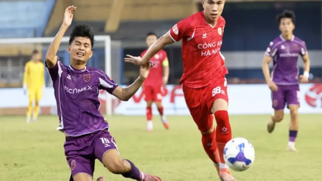 Bảng xếp hạng V-League mới nhất: HAGL ở vị trí cực khó tin, nhóm 'đèn đỏ' đua tranh nghẹt thở
