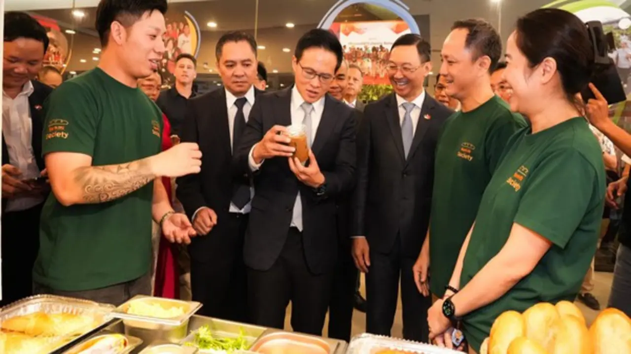 Bánh mì Việt vào khách sạn 4 sao ở Singapore
