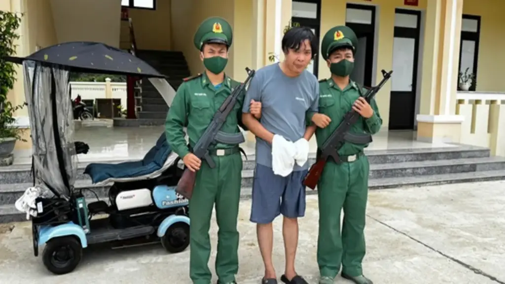 Bắt người đàn ông vừa mãn hạn tù lại tiếp tục làm tiền giả
