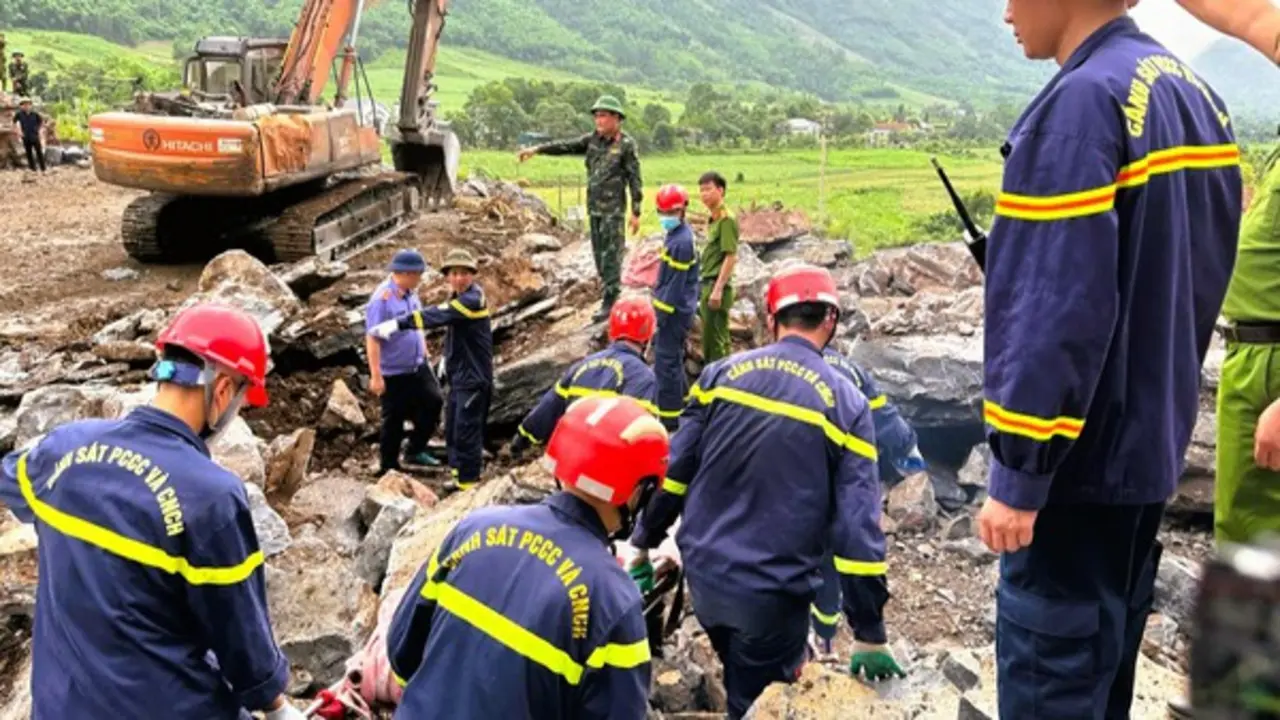 Bắt tạm giam giám đốc vụ sập mỏ đá khiến 3 công nhân tử vong thương tâm