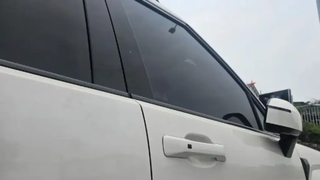 Bé gái 2 tháng tuổi tử vong sau khi bị mẹ bỏ lại trong ô tô giữa trời nắng nóng