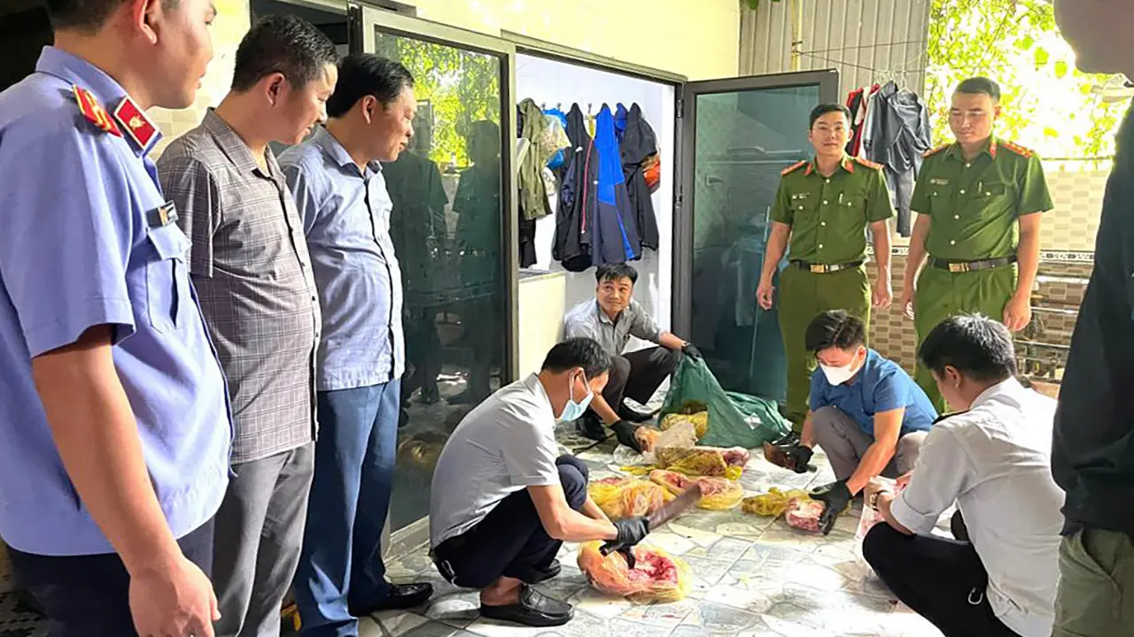 Bị khởi tố vì giết mổ, bán thịt nhiễm dịch tả lợn châu Phi