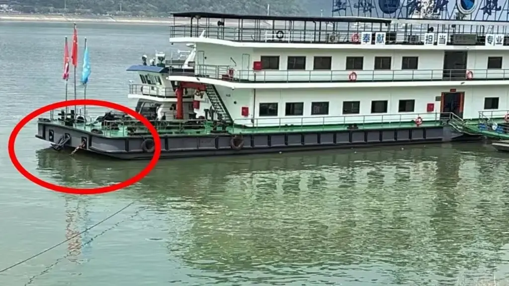 Bị kiện vì bé gái hàng xóm đuối nước khi đi bơi cùng