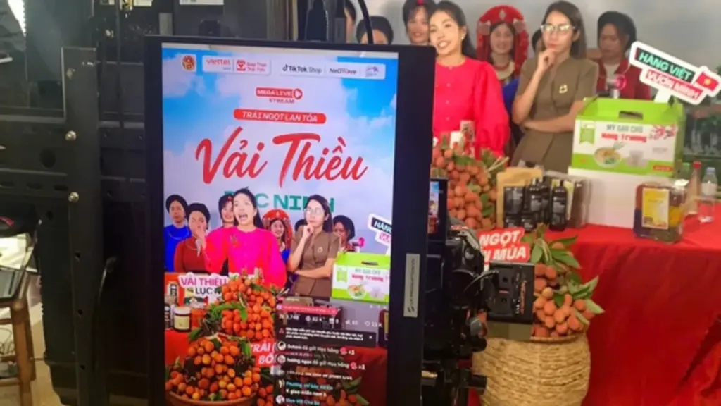 Bộ Công thương yêu cầu Shopee, Tikok Shop tiếp tục giải trình về cơ chế thu phí