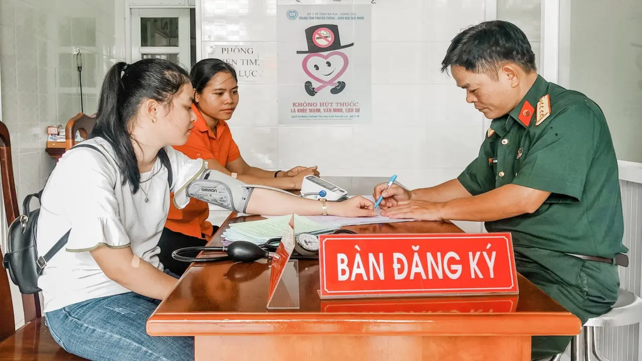 Bộ Quốc phòng thu hồi 8 giấy phép hoạt động khám, chữa bệnh