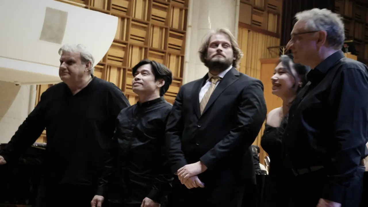 Bốn cây đàn piano cùng xuất hiện trên sân khấu Turandot concert