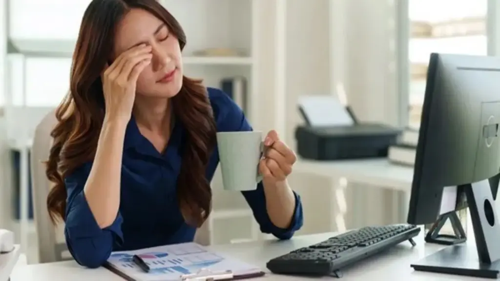 Cách bảo vệ mắt khi làm việc liên tục trước máy tính