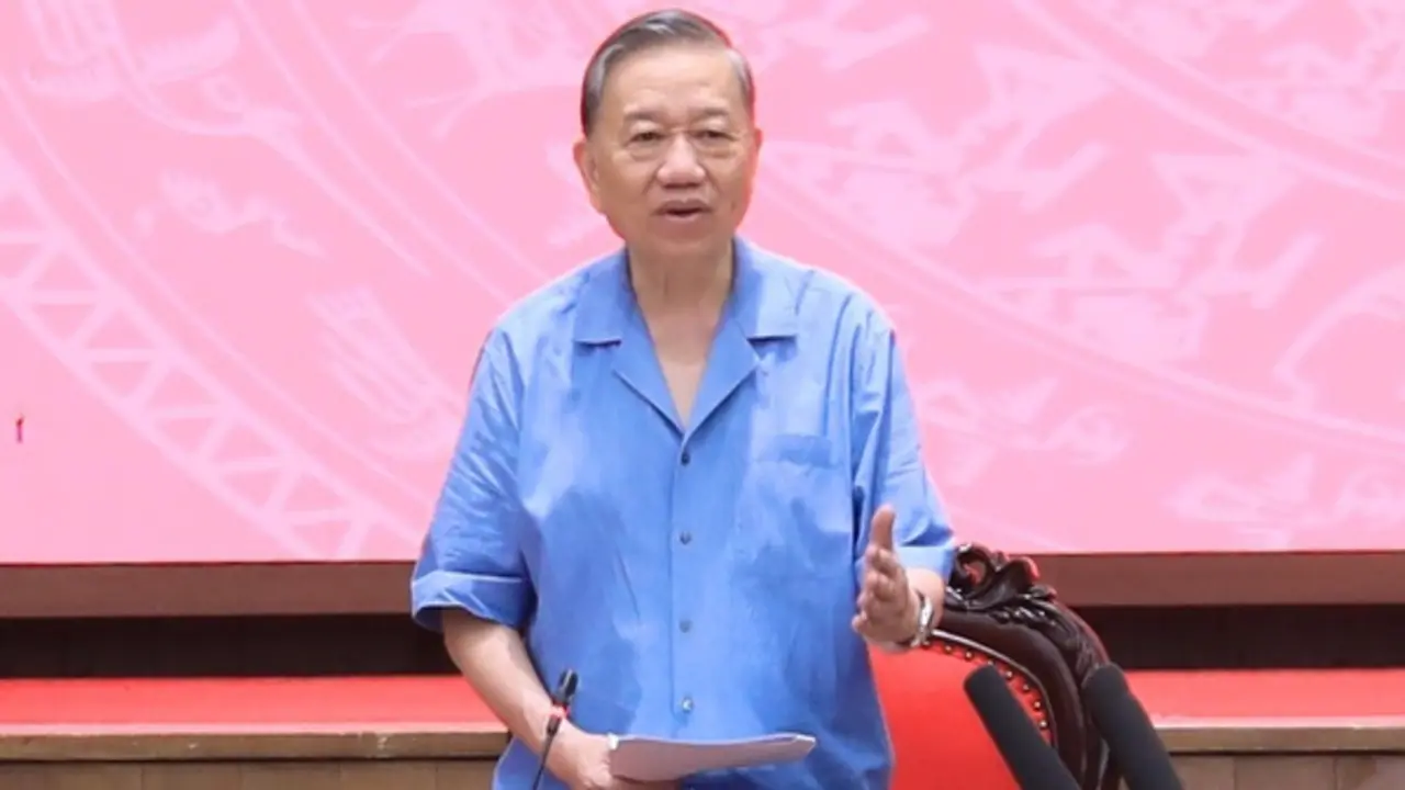 'Cán bộ làm không đạt yêu cầu thì phải kịp thời điều chỉnh, thay thế’