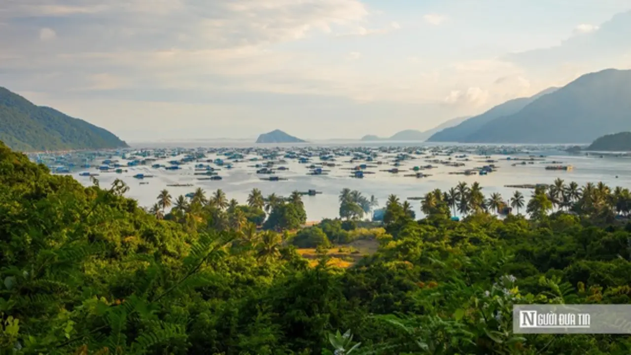 Cận cảnh vịnh biển hoang sơ được quy hoạch thành tổ hợp du lịch cao cấp ở Đắk Lắk