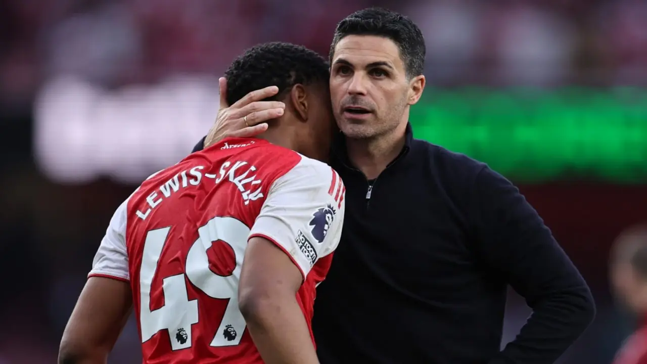Canh bạc tuyến giữa của Arsenal