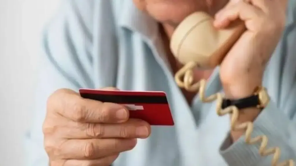 Cảnh báo thủ đoạn lừa đảo mới, người cao tuổi cần đặc biệt chú ý