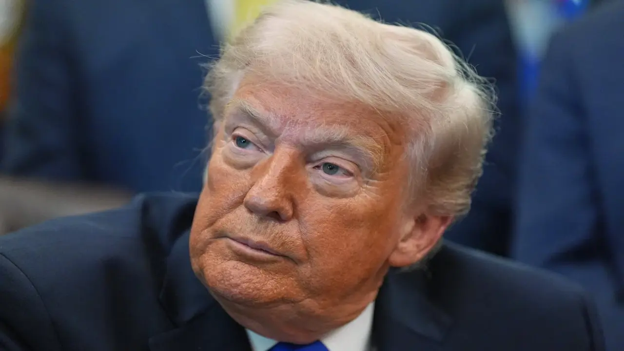 Chính quyền ông Trump dùng lệnh ngừng bắn với Iran đấu deadline của Quốc hội