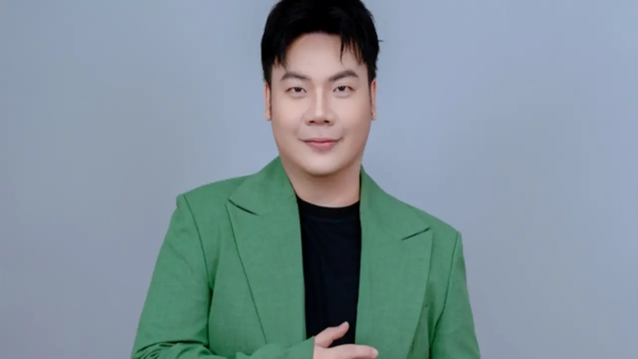 Chủ nhân hit ‘Bậu ơi đừng khóc’ nói lý do thử sức với bolero