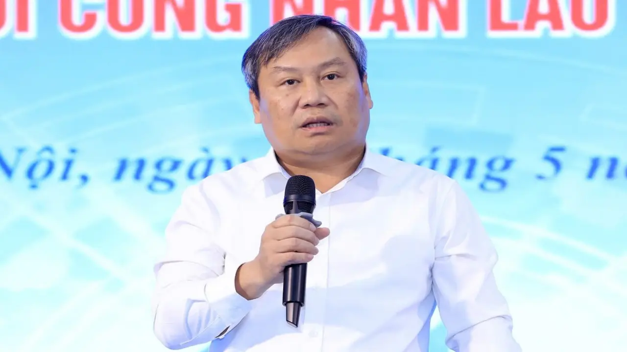 Chủ tịch Hà Nội: Không hứa suông các vấn đề mà công nhân, người lao động kiến nghị