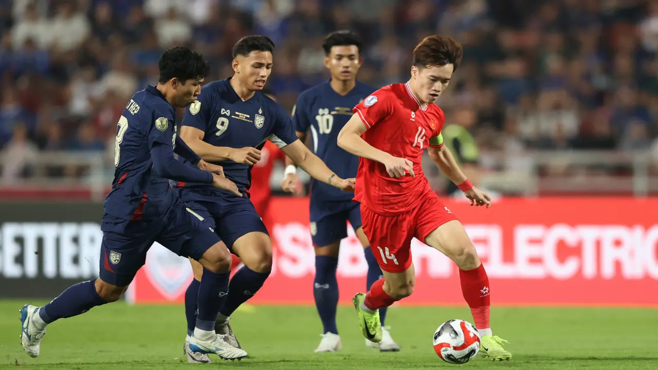 Chuyên gia Singapore: 'Lãng phí khi tổ chức FIFA ASEAN Cup'