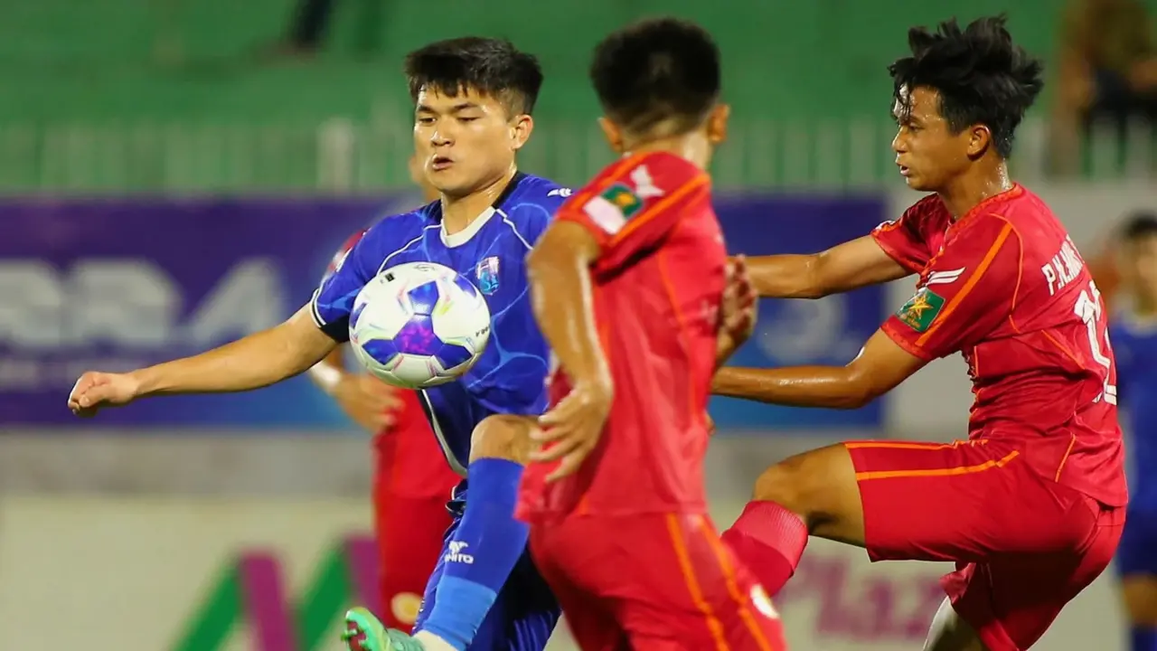 CLB Quảng Ninh trụ hạng thành công