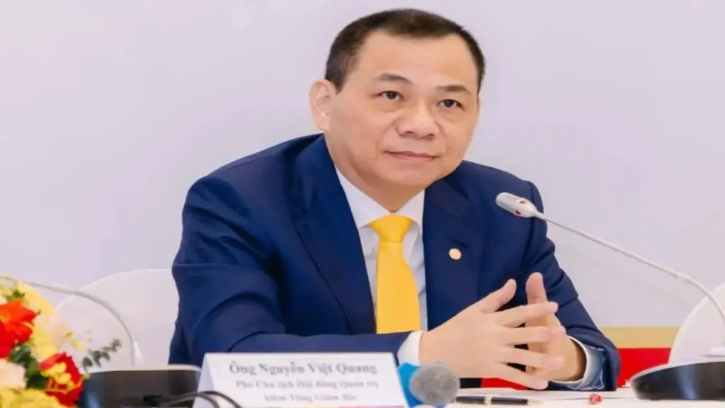 Cổ phiếu Vinhomes tăng trần, nhóm ngân hàng ghìm cương VN-Index