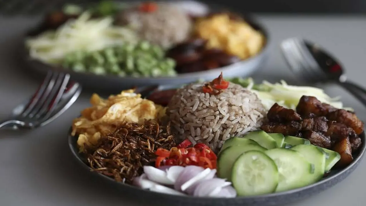 Cơm rang mắm bị liệt vào top món ăn dở nhất Đông Nam Á