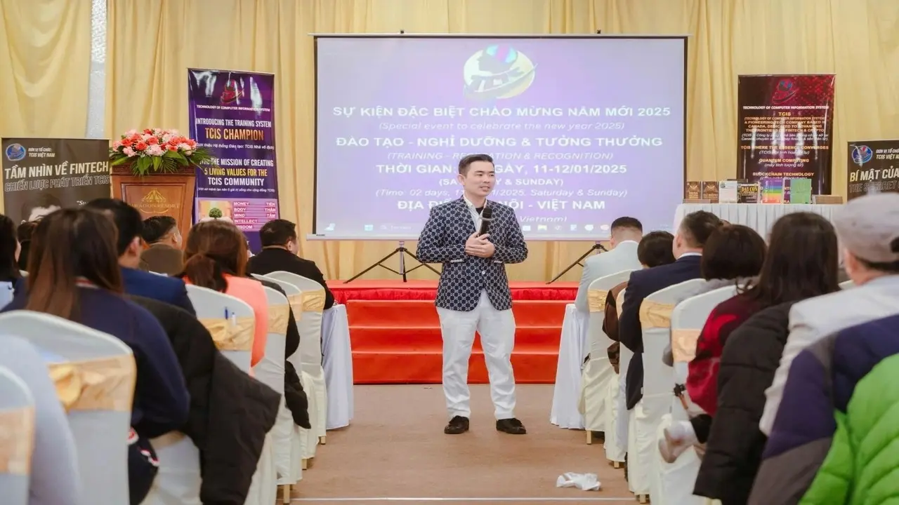 Công an tìm bị hại trong đường dây đa cấp núp bóng đầu tư tiền kỹ thuật số
