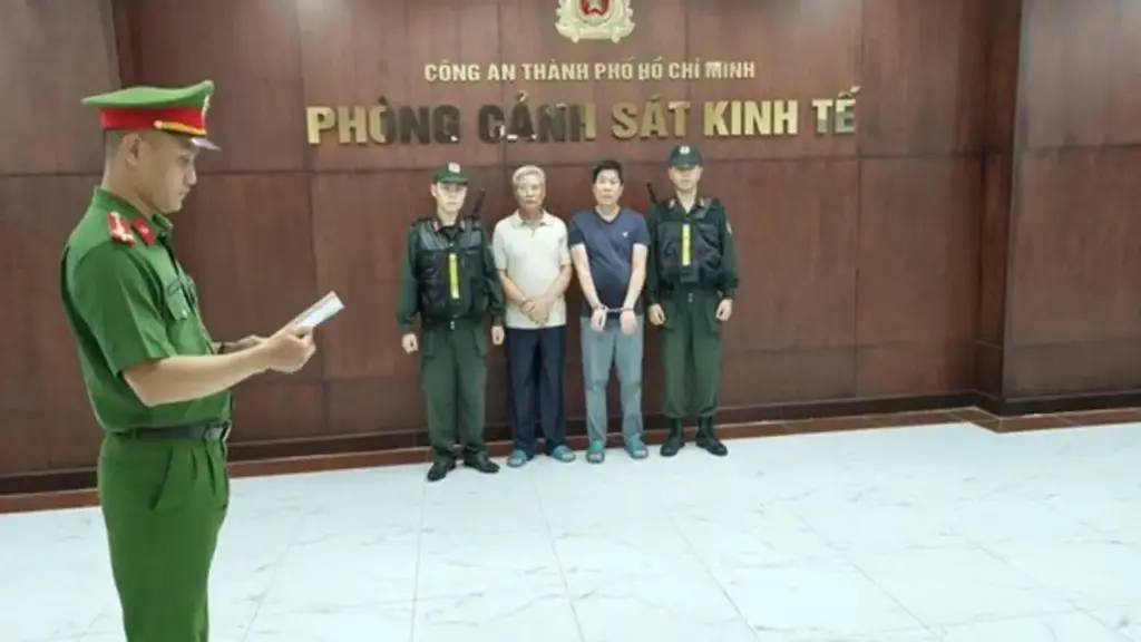 Công an Tp.HCM bắt chủ nhà thuốc đông y Bảo Thanh Đường