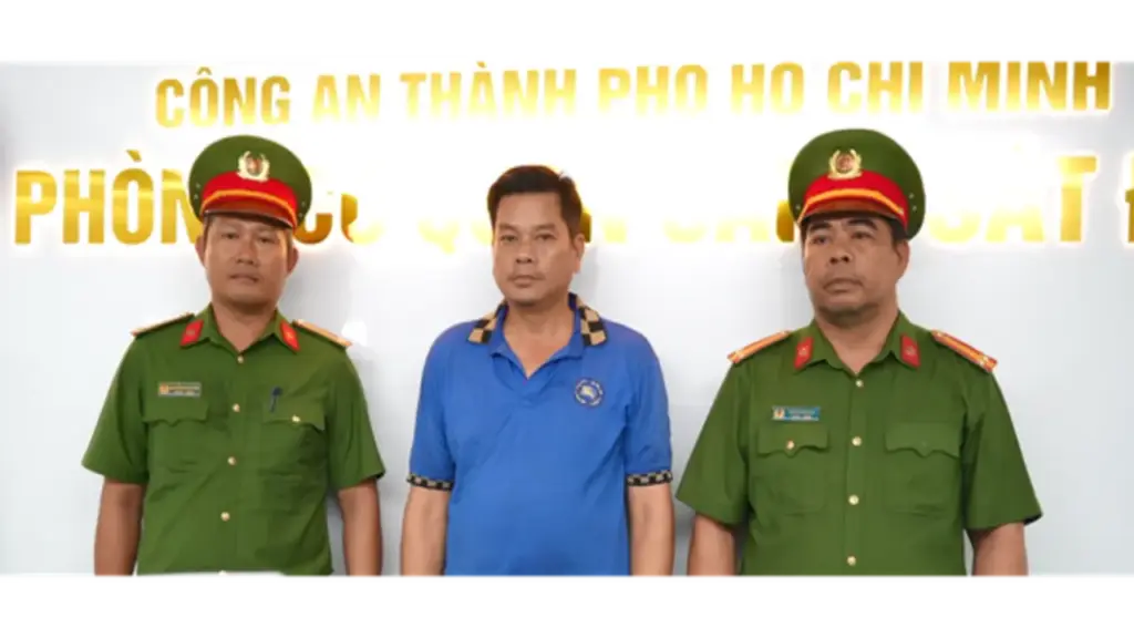 Công an Tp.HCM triệt phá đường dây buôn bán 2,4 tấn chất độc xuyên biên giới