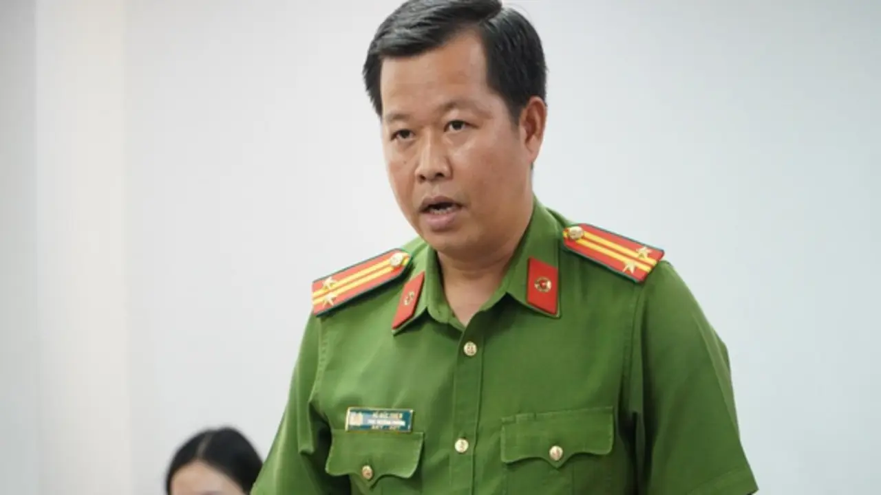 Công an TP.HCM: Xử lý lấn chiếm vỉa hè phải nắm rõ hoàn cảnh từng người dân