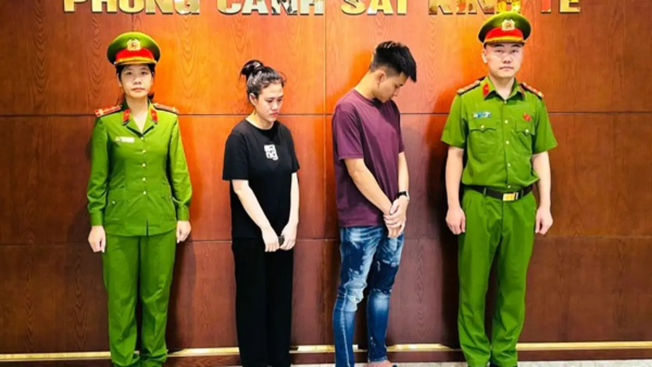 Công an triệt phá đường dây livestream hàng hiệu giả cực lớn trị giá hơn 30 tỷ đồng