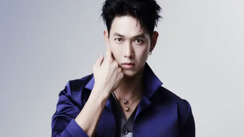 Cú "lột xác" ngỡ ngàng của "mỹ nam trăm tỷ" tham gia Tinh hà say hi