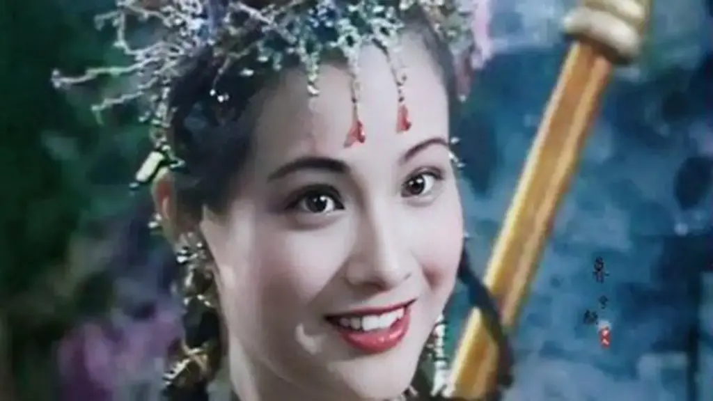 Cuộc sống giàu có và xa hoa của "yêu tinh xinh đẹp bậc nhất Tây du ký"