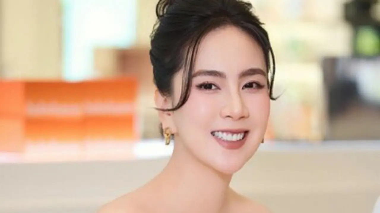 Cuộc sống giàu sang của mỹ nhân VTV: Nghỉ việc ngay khi cưới thiếu gia kém tuổi, hạ sinh quý tử cho gia tộc