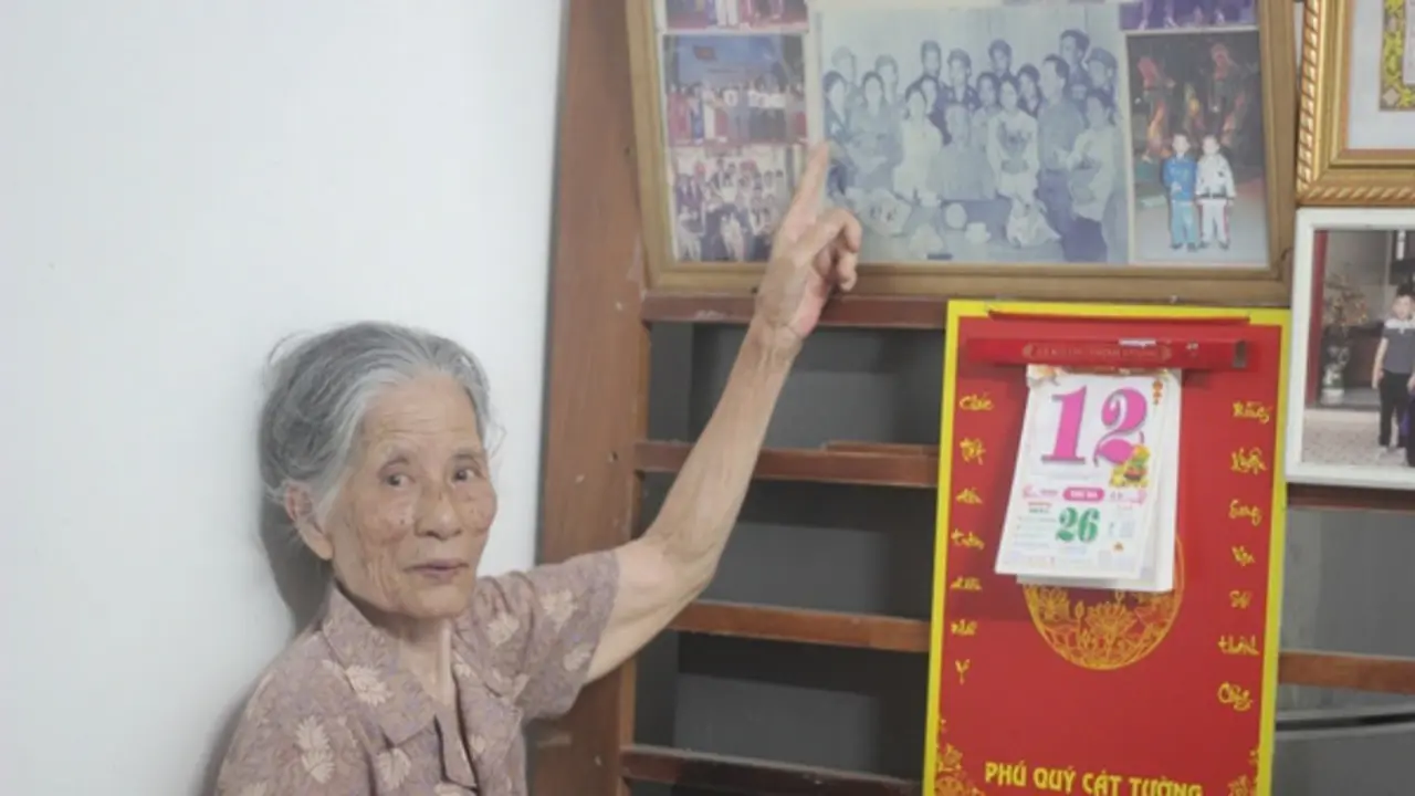 Cựu nữ thanh niên xung phong kể chuyện 2 lần được gặp Bác Hồ