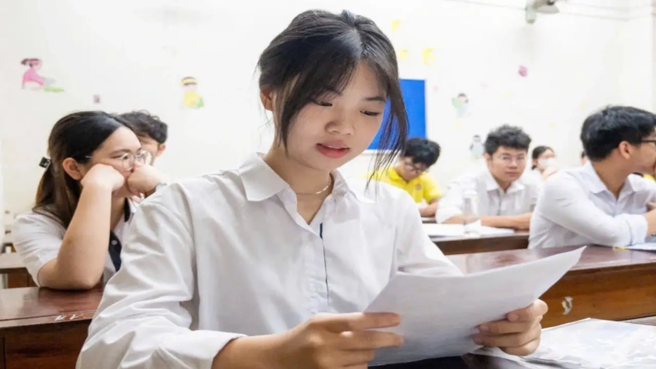 Đáp án, đề thi môn toán lớp 10 tỉnh Khánh Hòa năm 2026