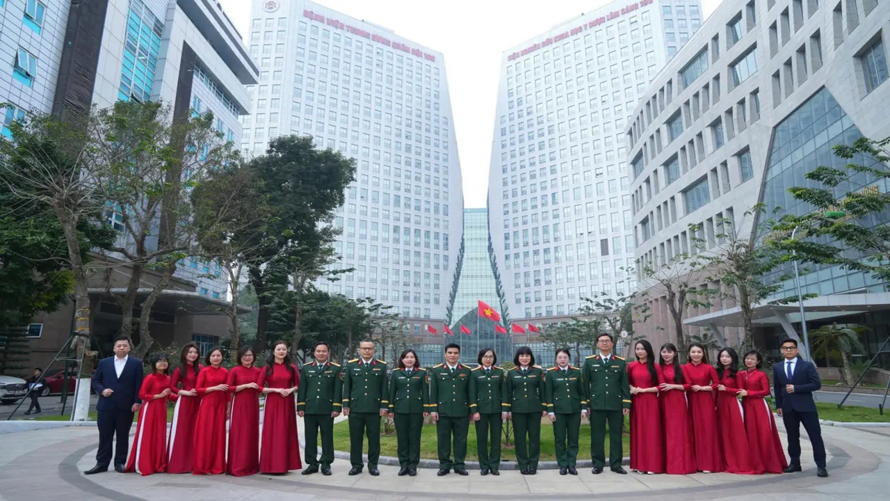 Đề cử: Bộ phận Truyền thông Bệnh viện Trung ương Quân đội 108 - ‘Kể chuyện sự sống từ trái tim’