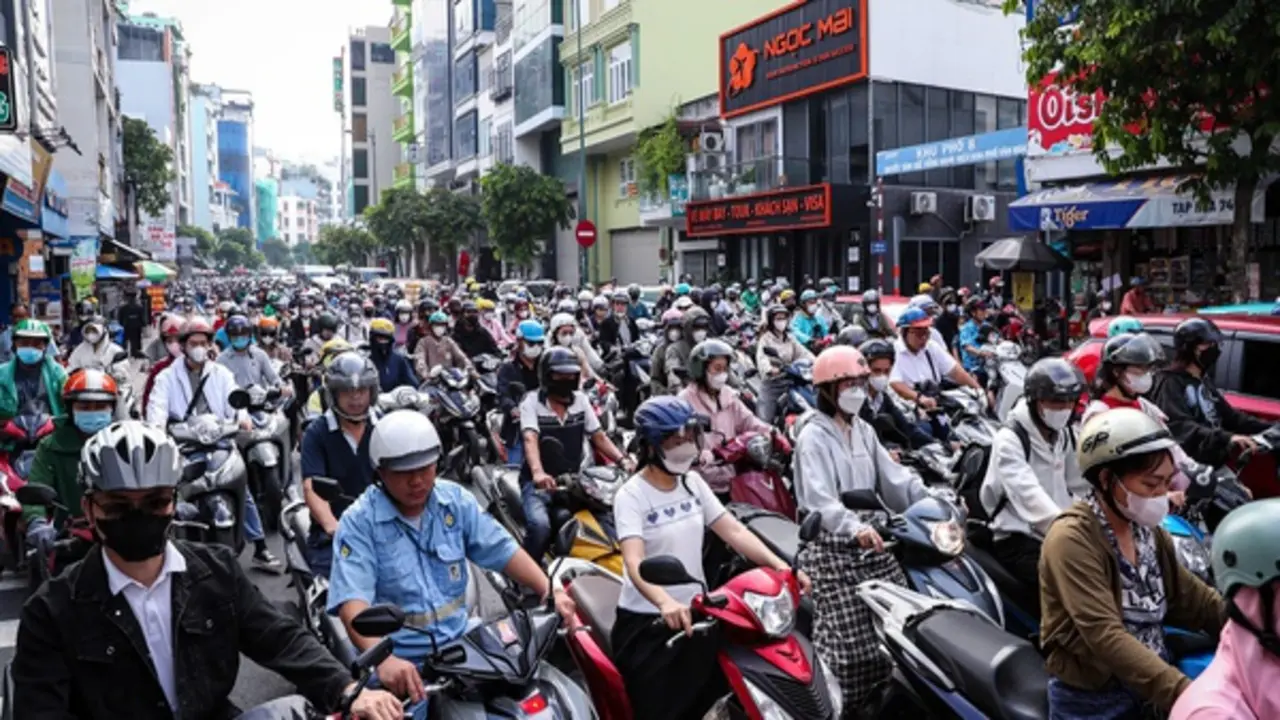 Đề xuất mở rộng vùng kiểm soát xe xăng tại TP.HCM