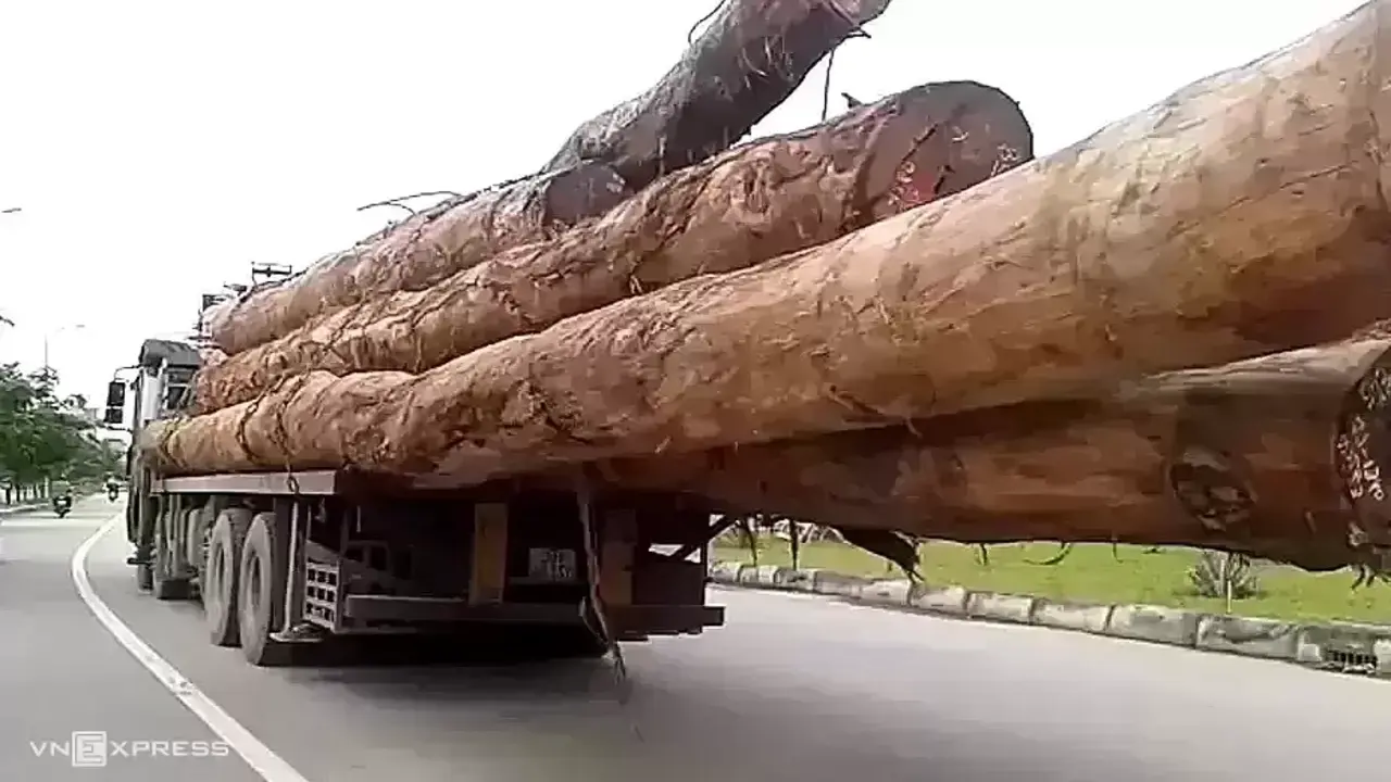Đề xuất ôtô chở quá tải, cồng kềnh không phải dỡ hàng ngay tại chỗ