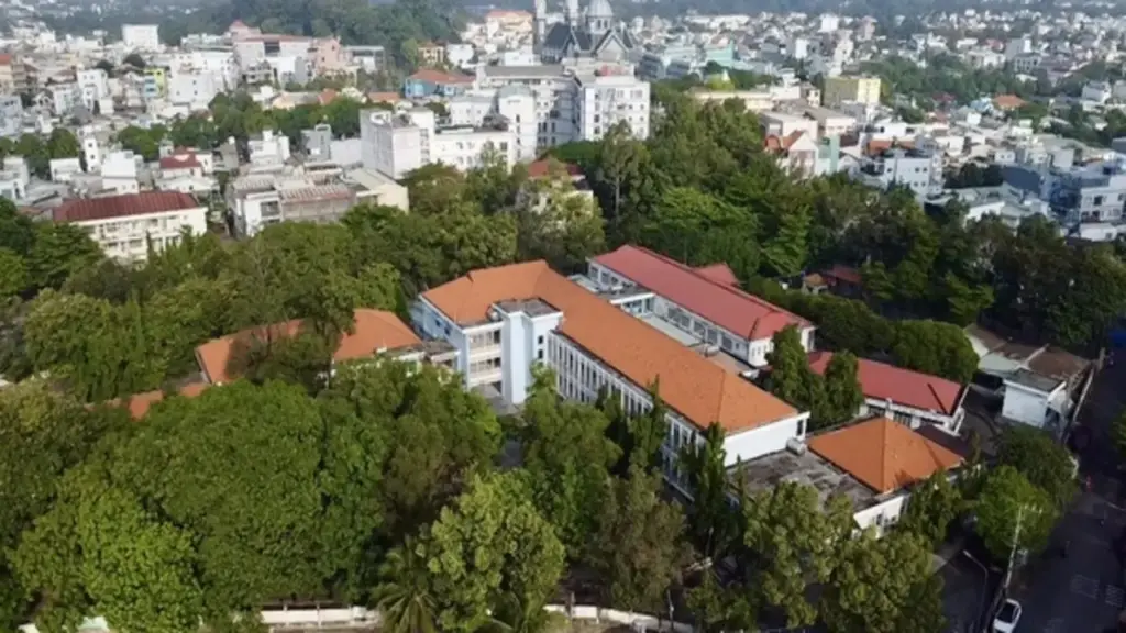 Đề xuất trụ sở công an, tòa soạn báo cũ ở TP.HCM làm trường học và y tế