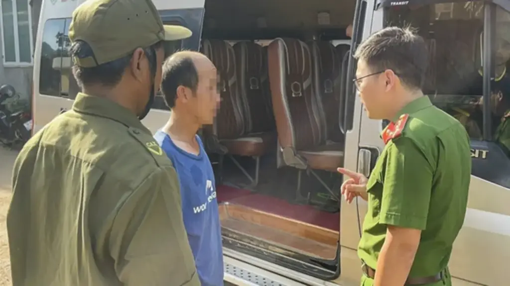 Đi lạc hơn 20 ngày từ Huế vào Quảng Ngãi, người đàn ông được đưa về nhà