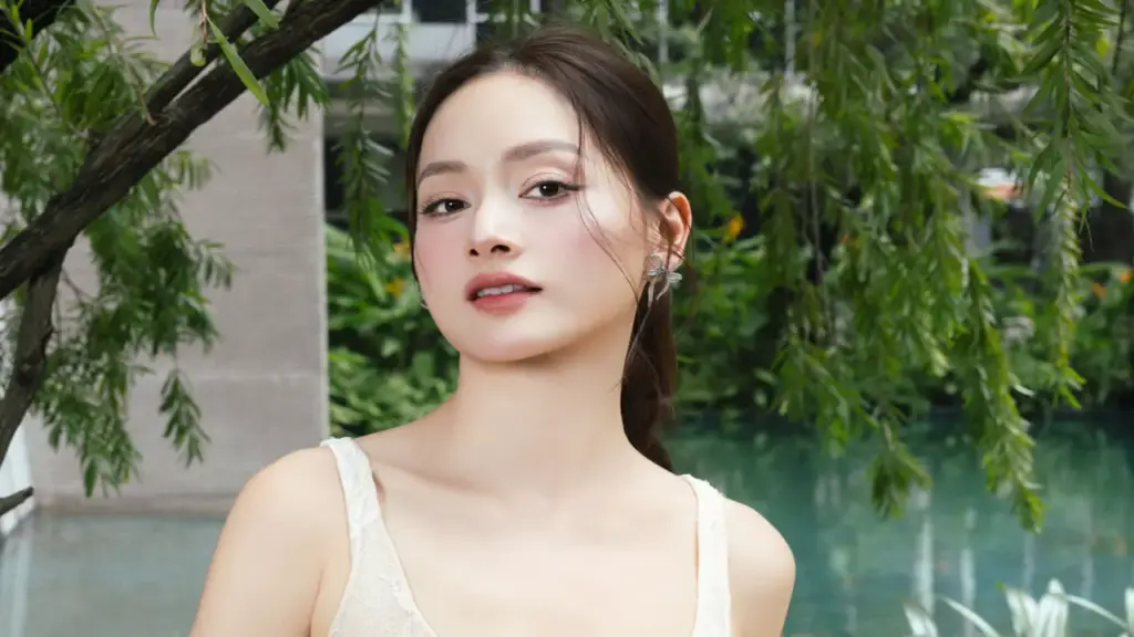 Diễn viên Lan Phương: 'Tôi mạnh mẽ hơn sau biến cố hôn nhân'