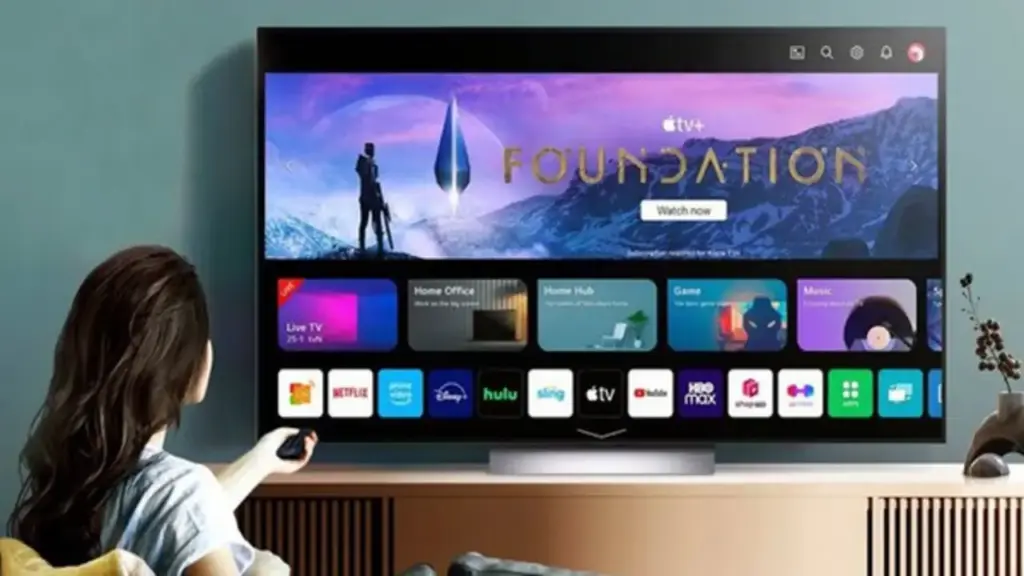 Điều gì khiến Smart TV càng sử dụng càng chậm chạp?