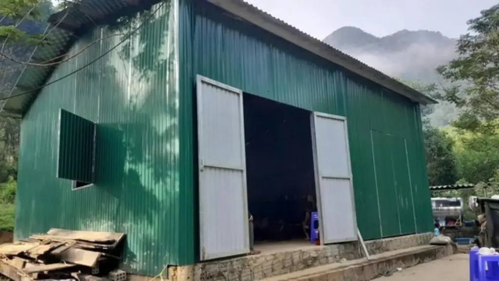 Điều tra vụ người phụ nữ tử vong với nhiều vết thương trong nhà riêng, chồng cũ mất liên lạc bí ẩn