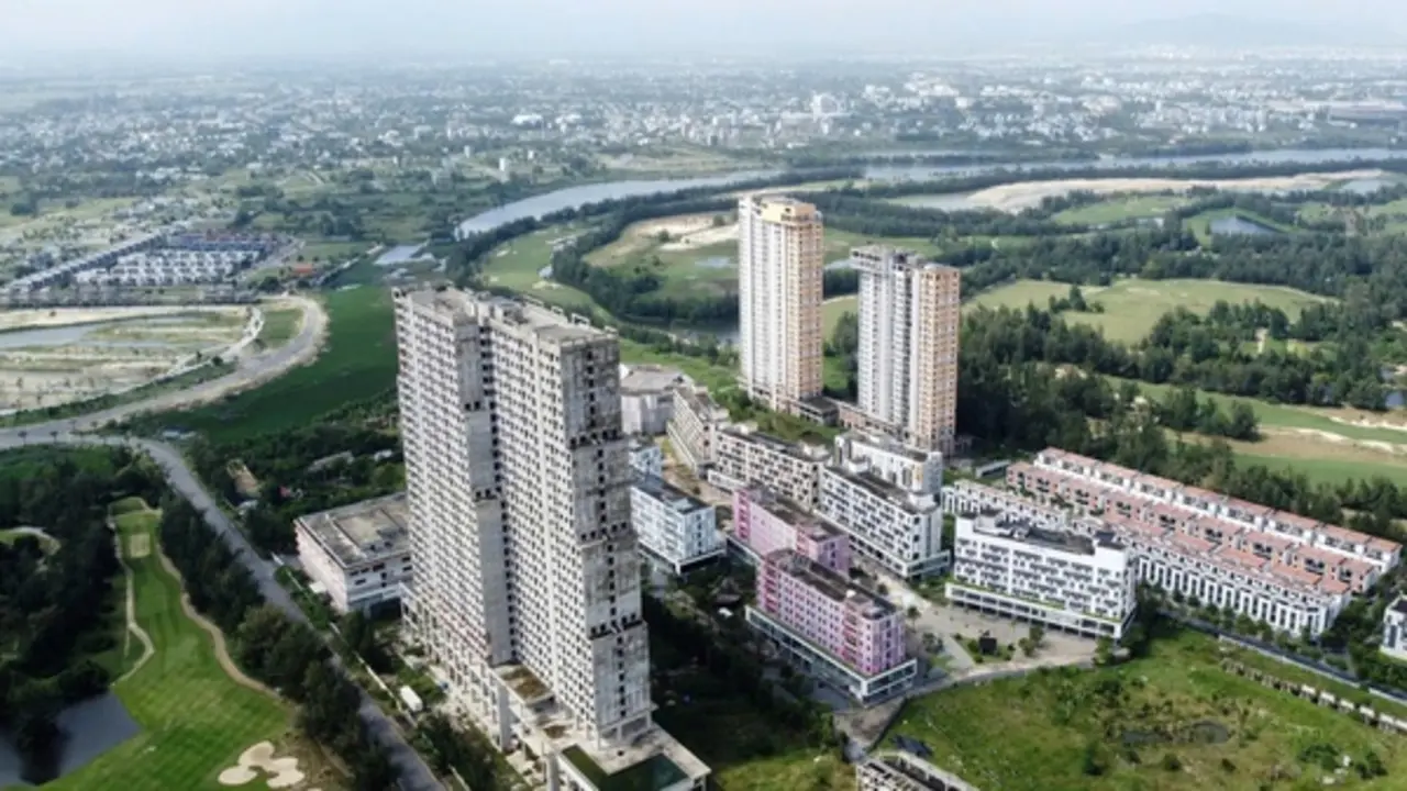 Dự án vi phạm đất đai không bị tháo dỡ nếu phù hợp quy hoạch