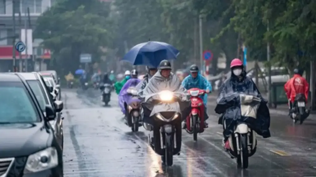 Dự báo thời tiết 1/5: Không khí lạnh liên tiếp tràn xuống, miền Bắc sắp hứng đợt mưa dông diện rộng
